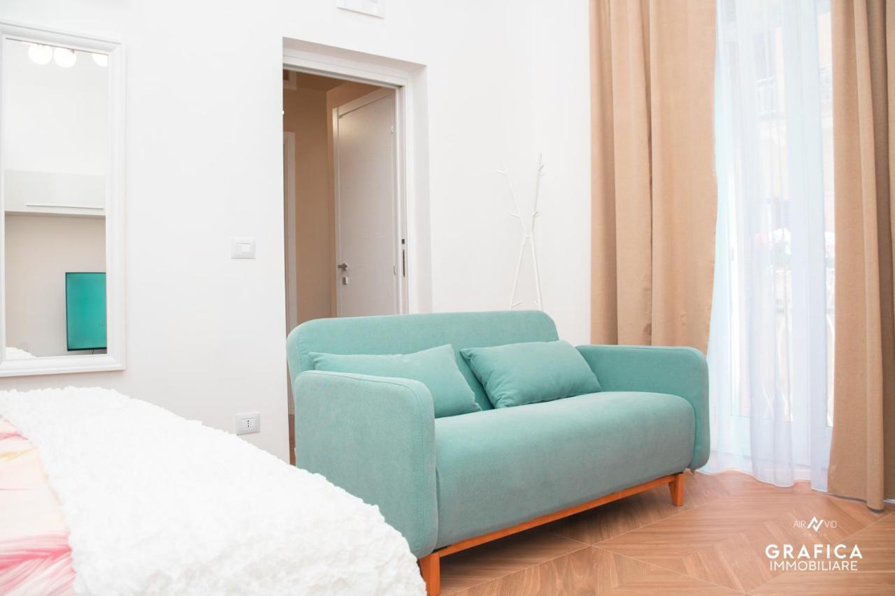 Ameli Home Luxury Apartment 塔兰托 外观 照片